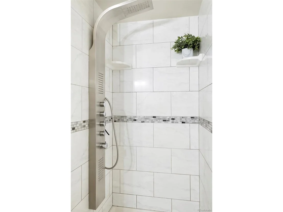 Photo of 768 Barberry Cir
