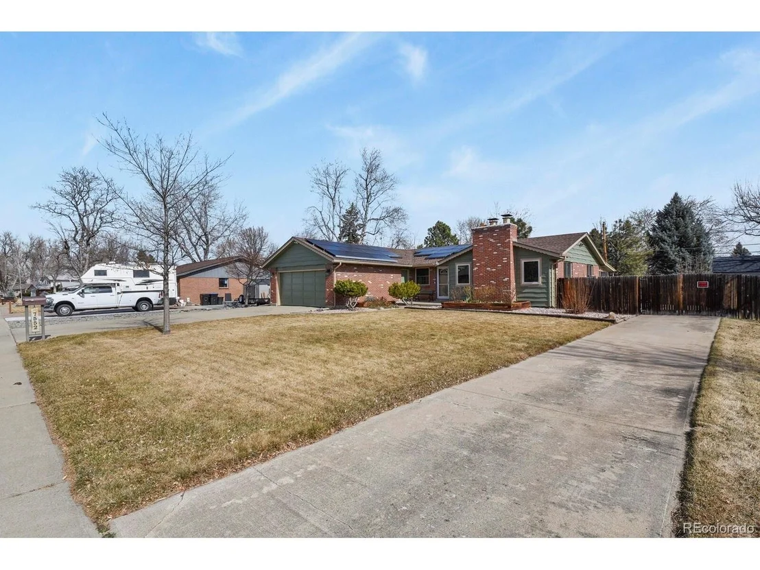 Photo of 7552 Lee Dr