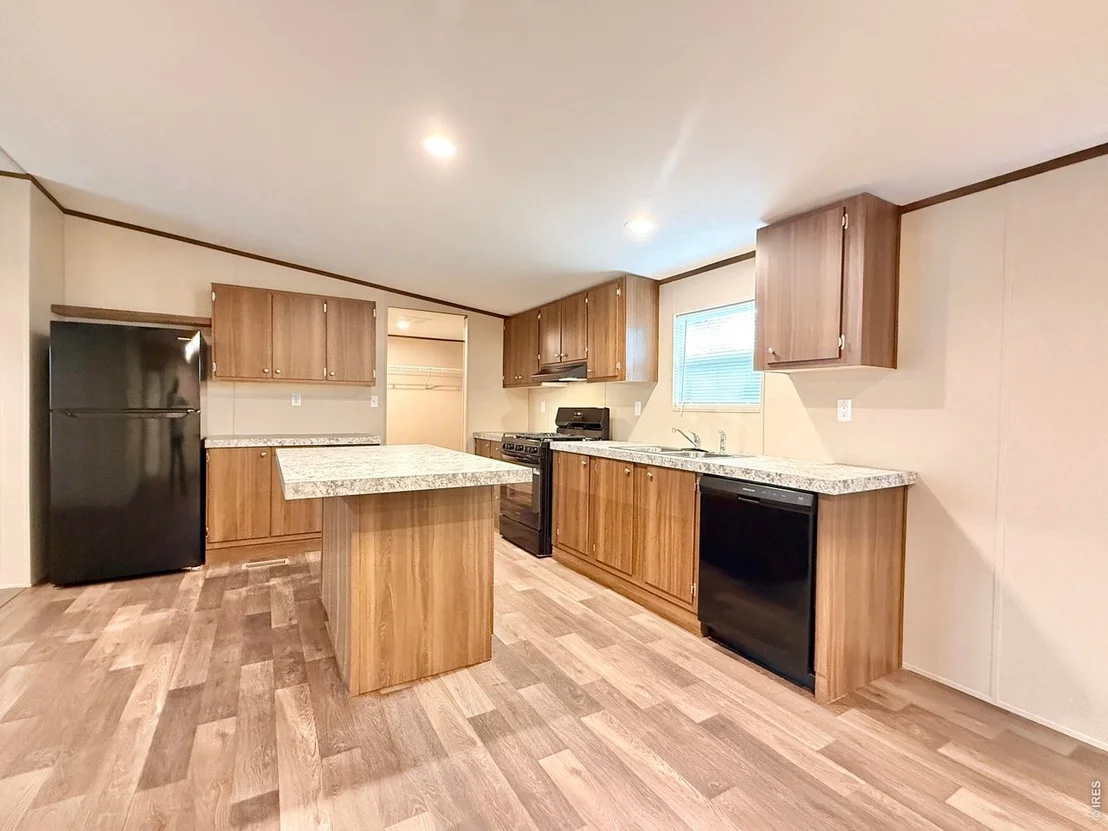 Photo of 110 W Grant Ave