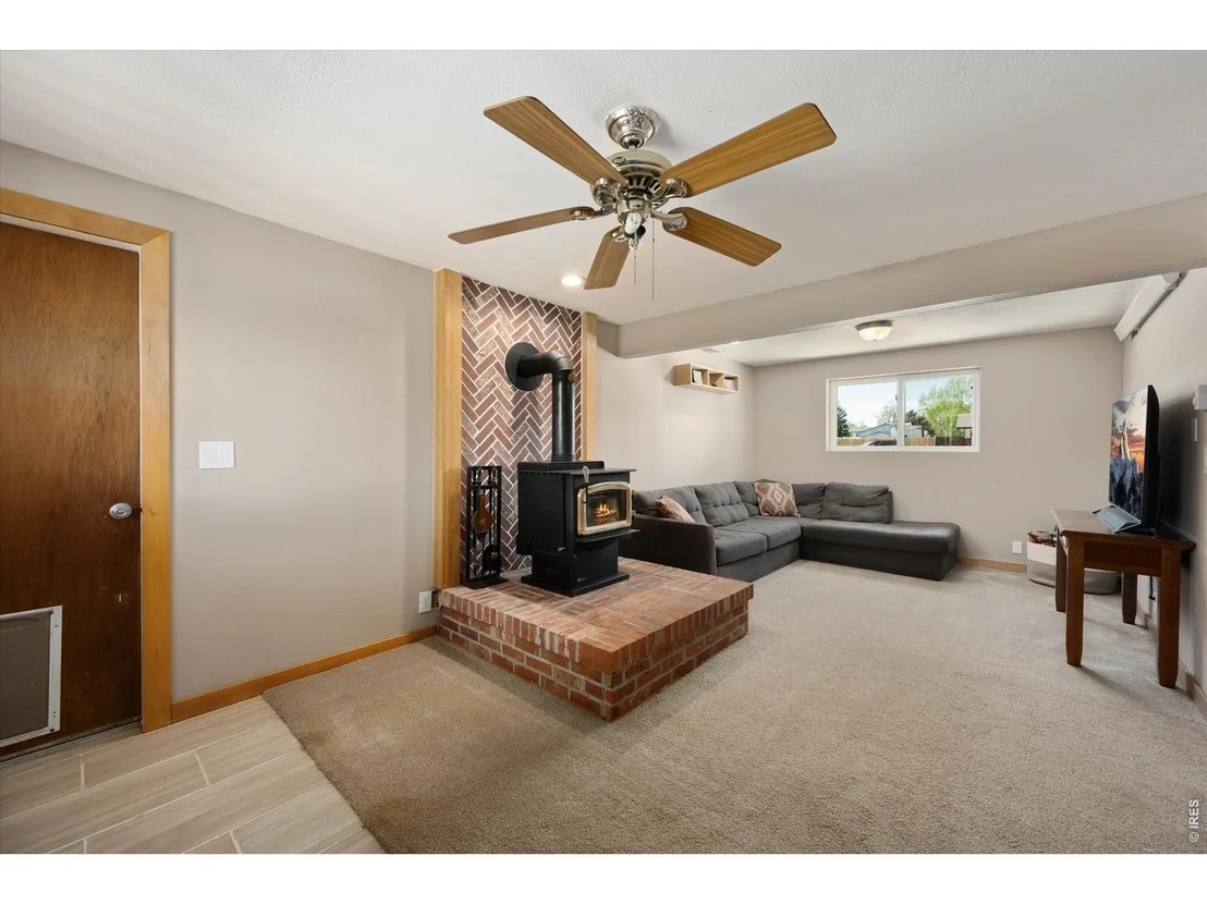 Photo of 811 Table Mountain Ct