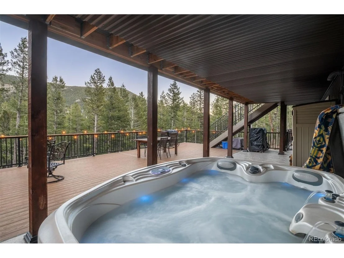 Photo of 212 Juniper Ln