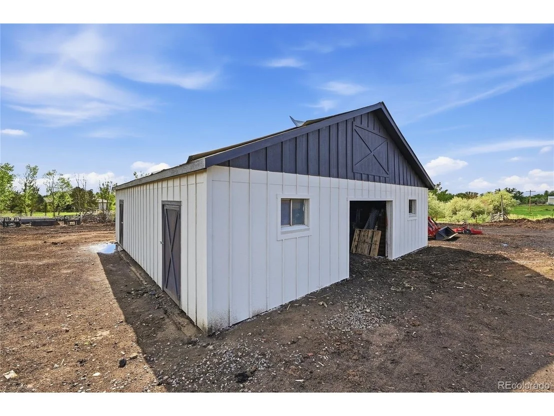 Photo of 434 County Road 16 1/2