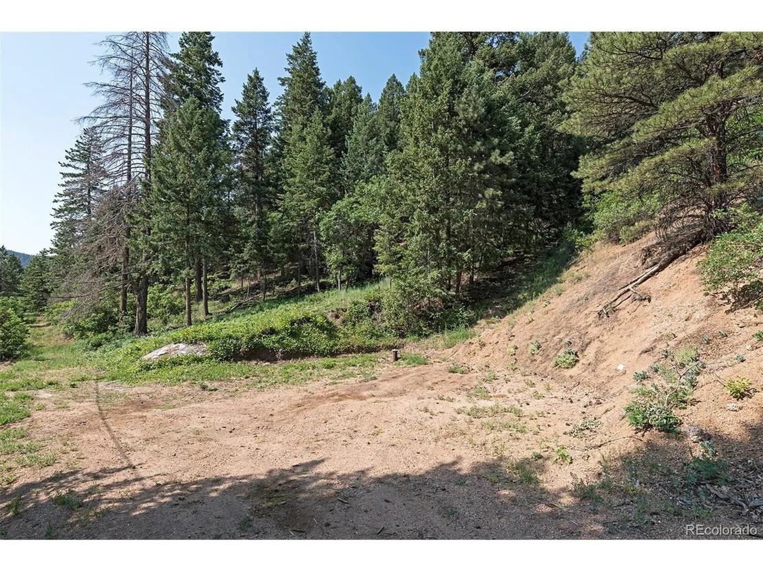Photo of 2177 Hidden Valley Rd