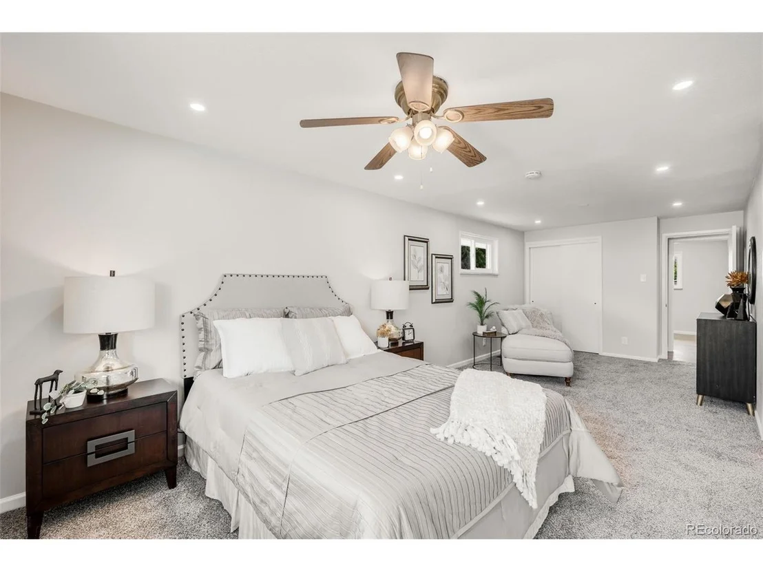 Photo of 5947 W 65th Ave