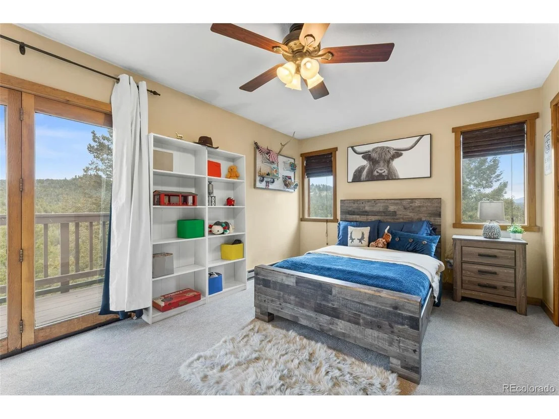 Photo of 25167 Red Cloud Dr