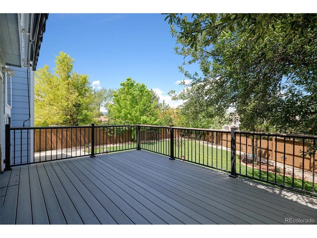 Photo of 995 Garden Dr