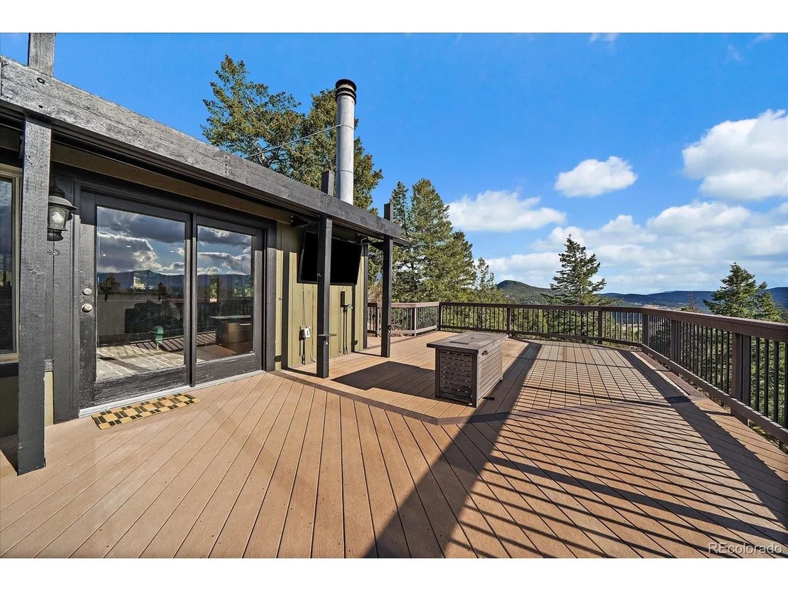 Photo of 26792 Hilltop Rd