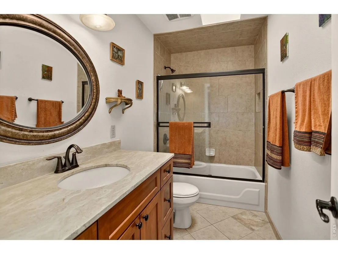 Photo of 233 Deer Cir
