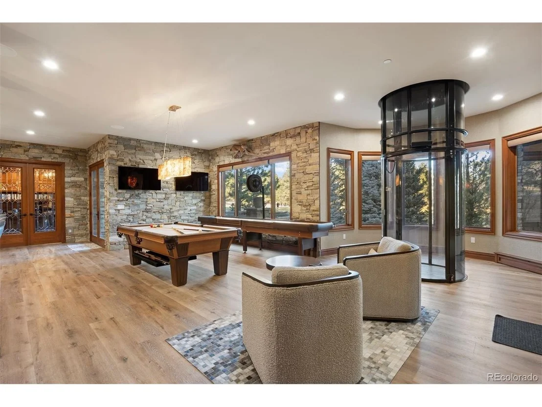 Photo of 77 Comstock Pl