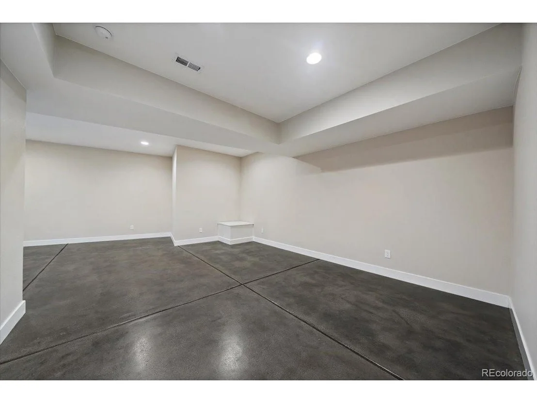 Photo of 1872 W 68th Ave