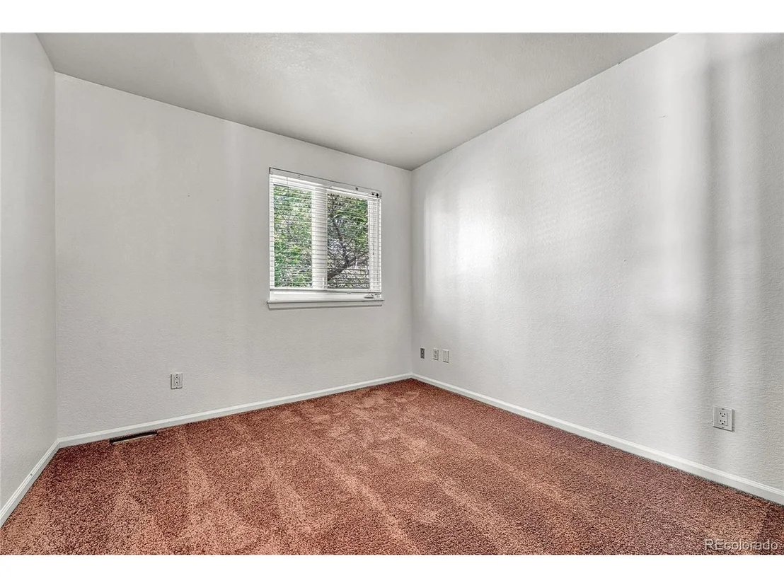 Photo of 8705 Cloverleaf Cir