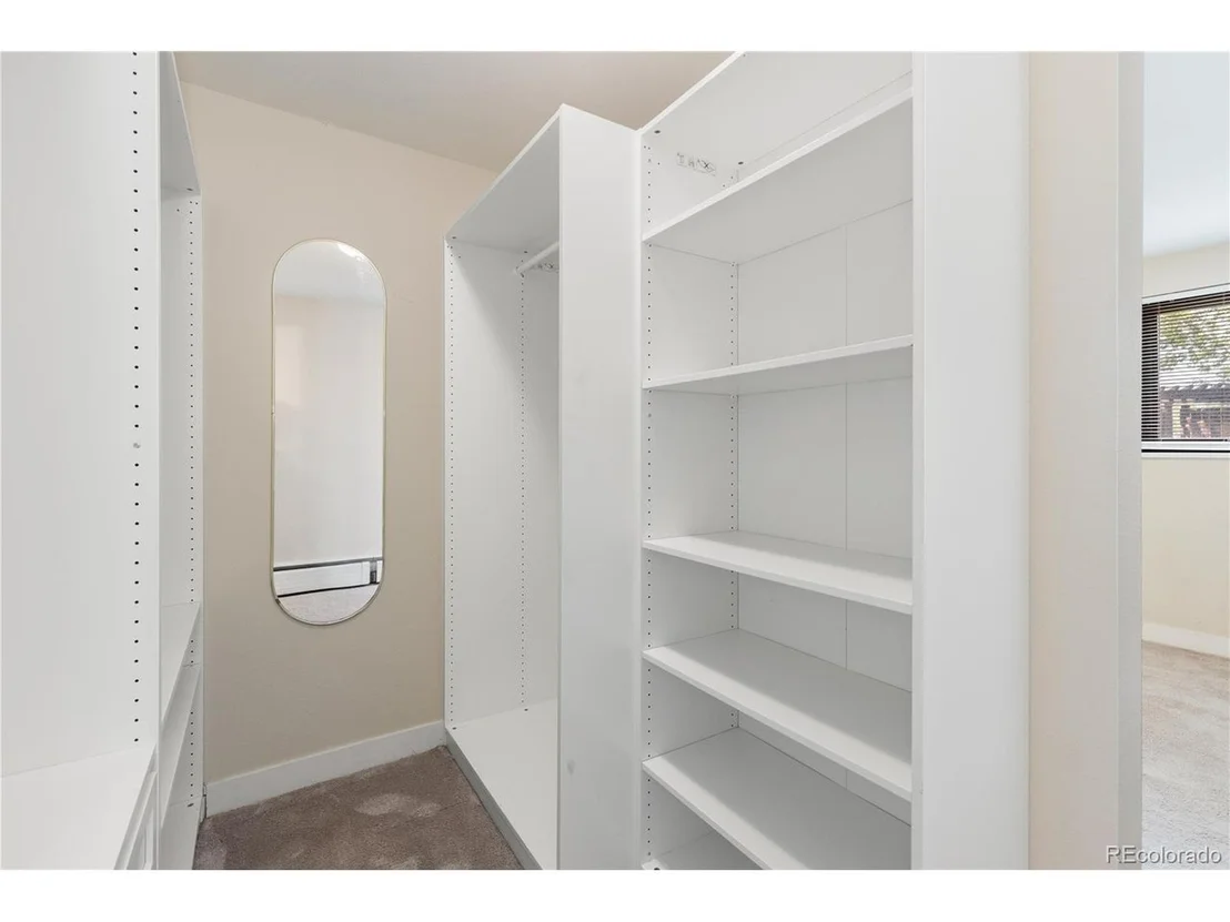 Photo of 315 Harvard Ln