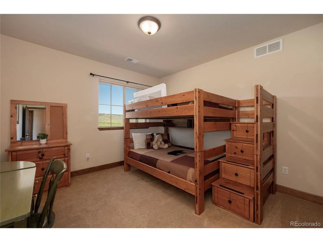 Photo of 158 Fairview Ln