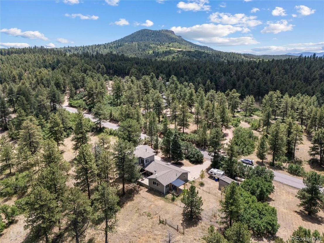 Photo of 3919 Woods Rd