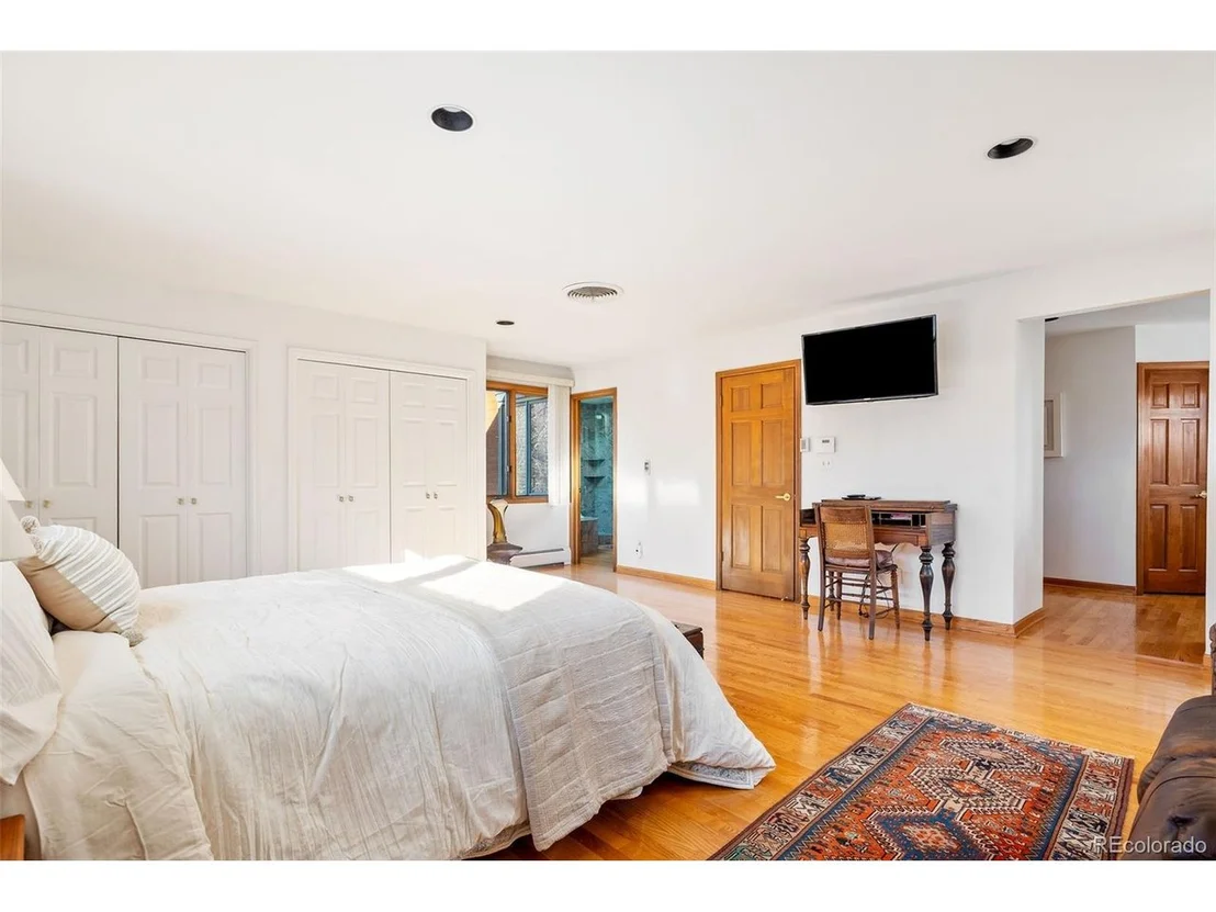 Photo of 625 Grape St