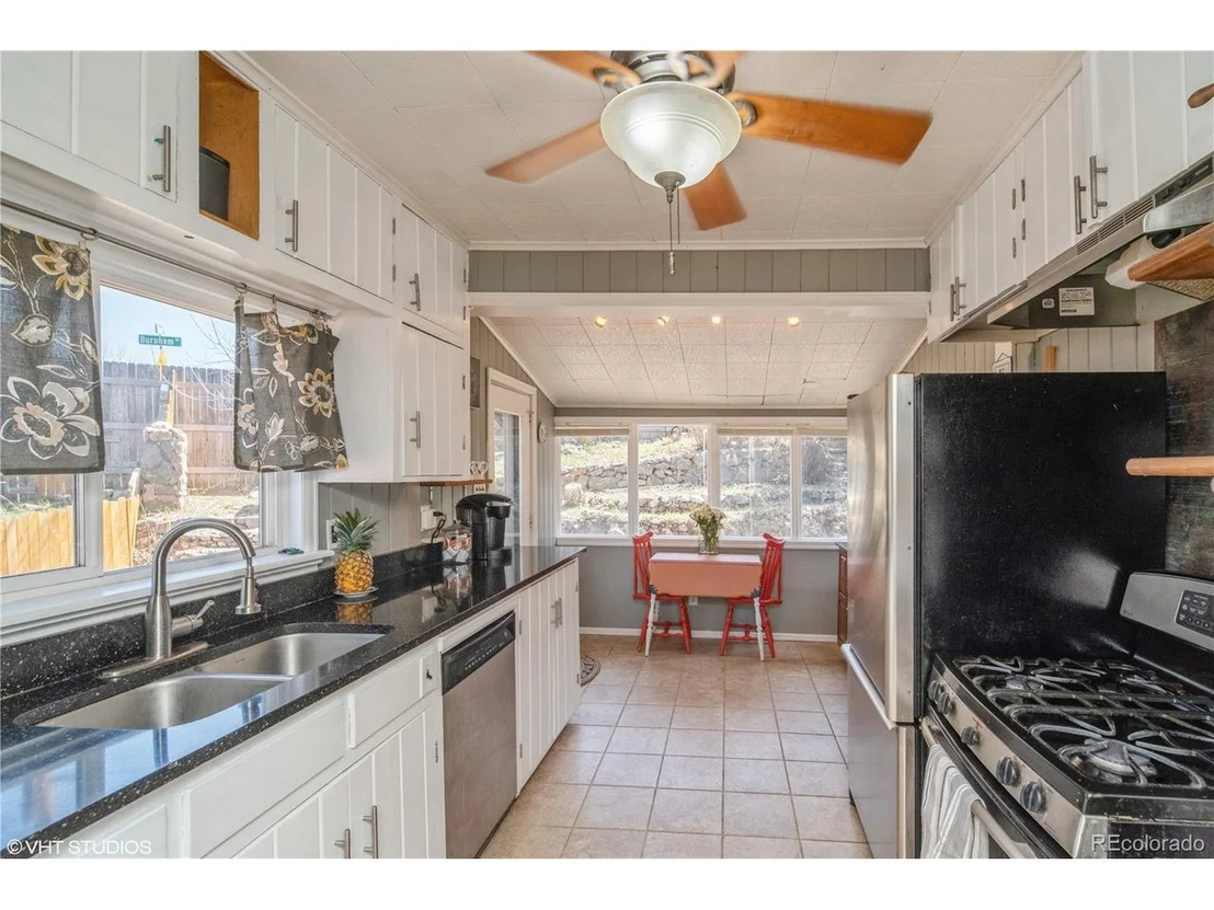 Photo of 3439 Burnham Dr