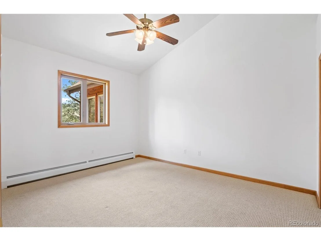 Photo of 1661 Old Stagecoach Rd