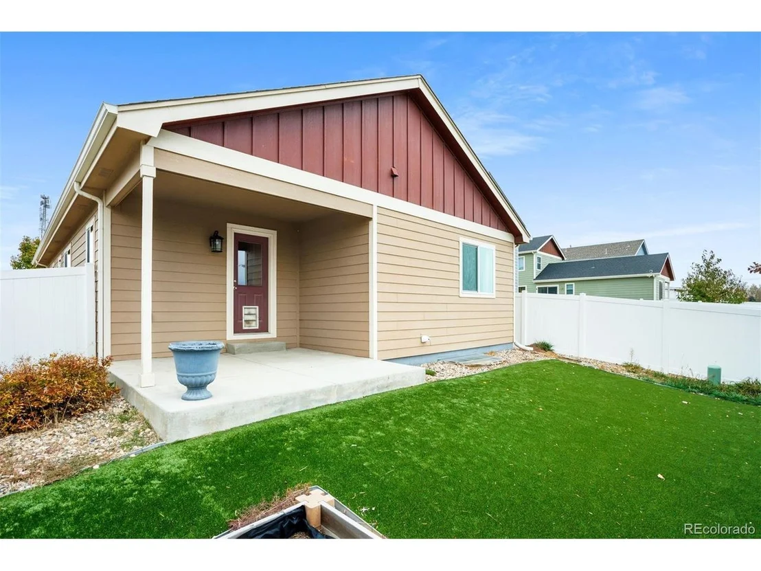 Photo of 3512 Willow Dr