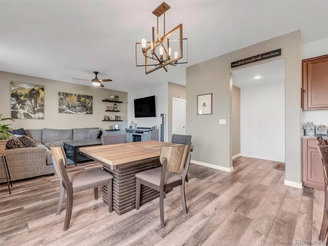 Photo of 5601 West View Cir
