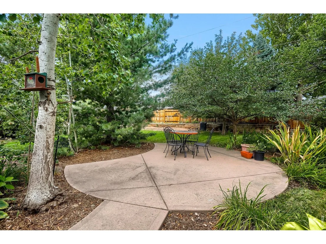 Photo of 2445 Forest Ave