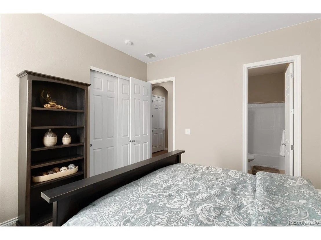 Photo of 8478 Rogers Loop