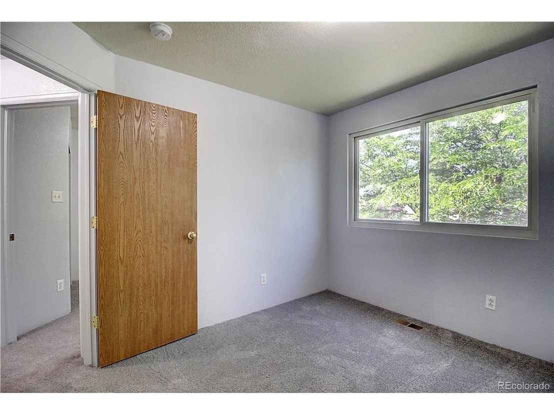 Photo of 6131 Shamrock Cir