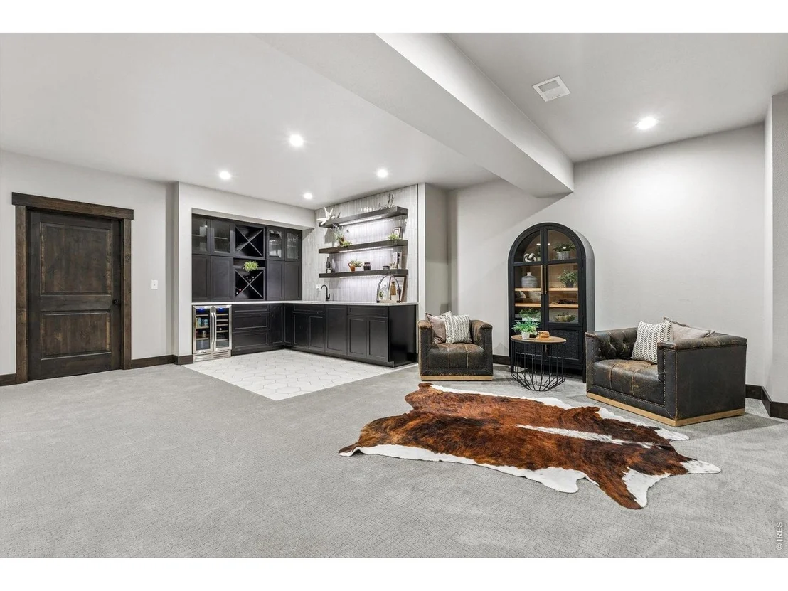 Photo of 2355 Sugarloaf Rd
