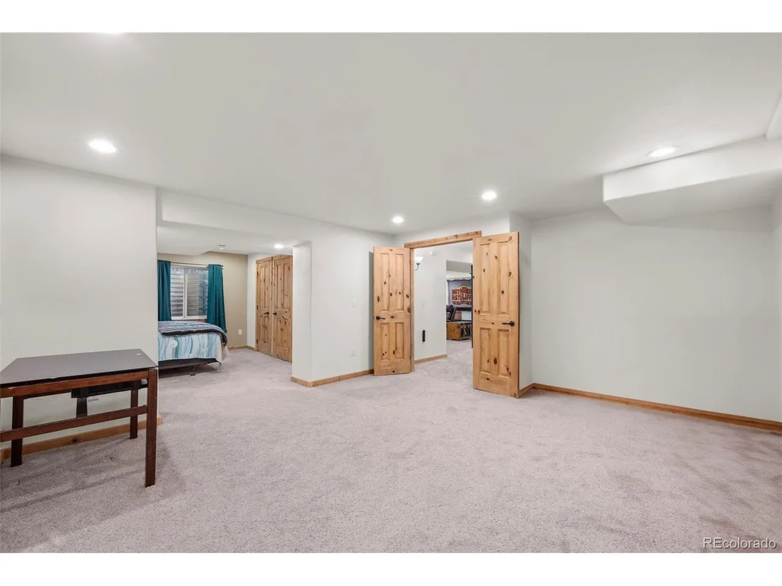 Photo of 6758 Sunburst Ave