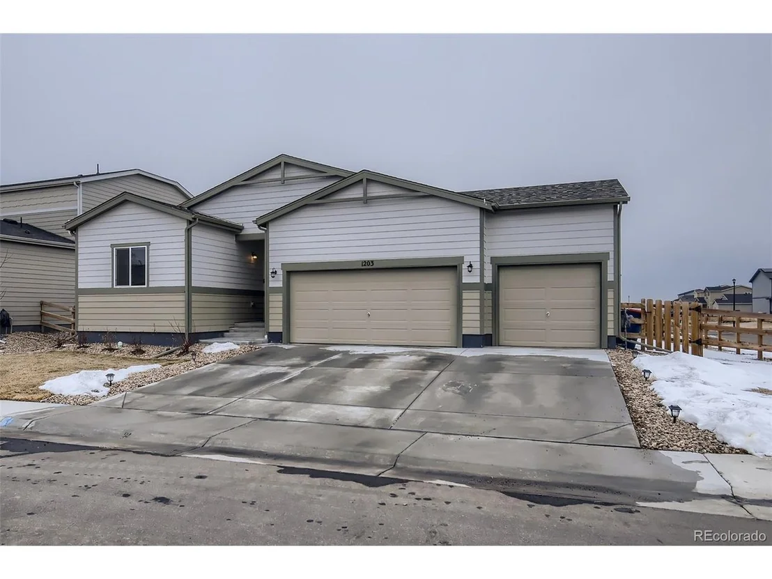 Photo of 1203 Sherman Dr