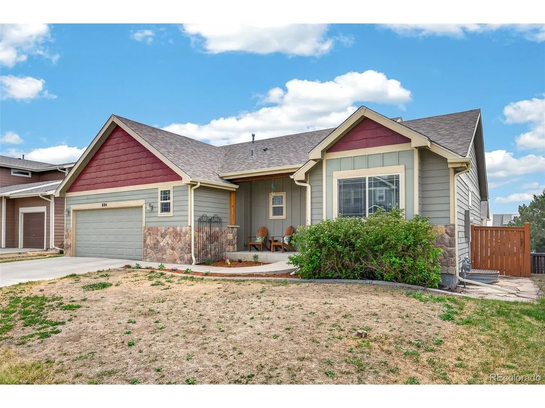 Photo of 884 Cliffrose Way