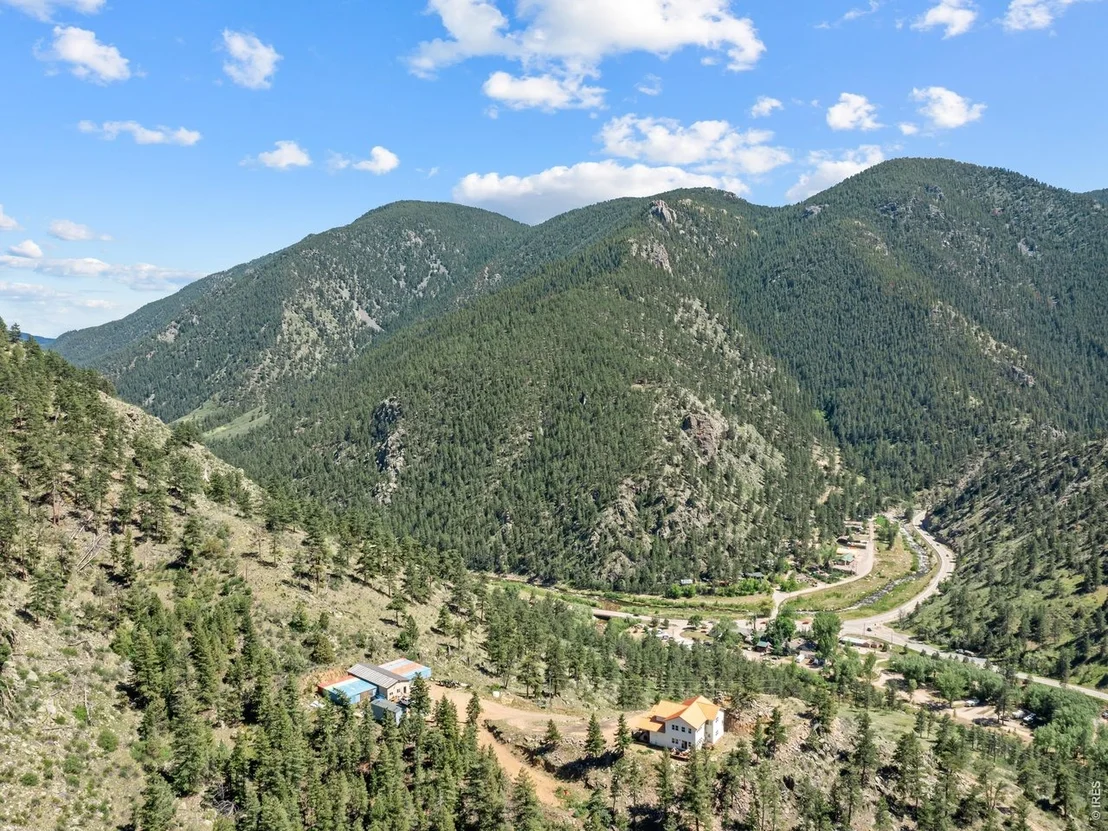 Photo of 456 Storm Mountain Dr