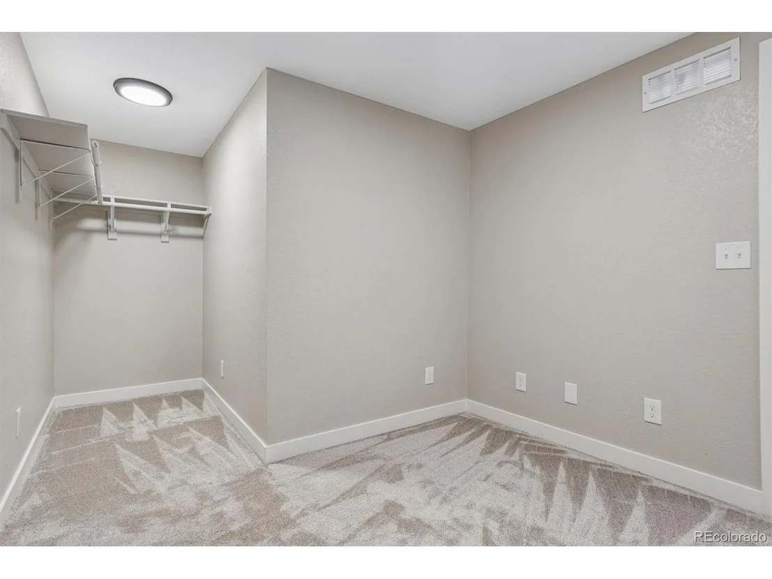 Photo of 422 Boulder Ln