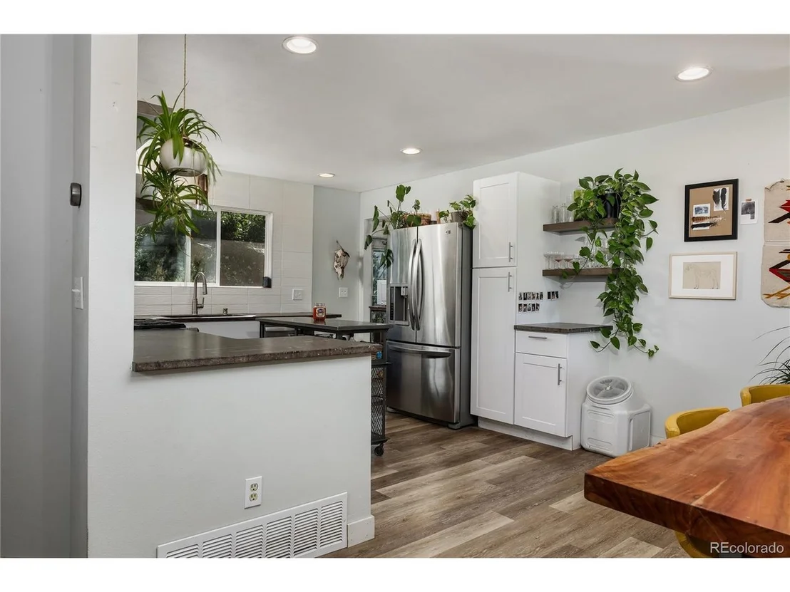 Photo of 1498 Wicklow St