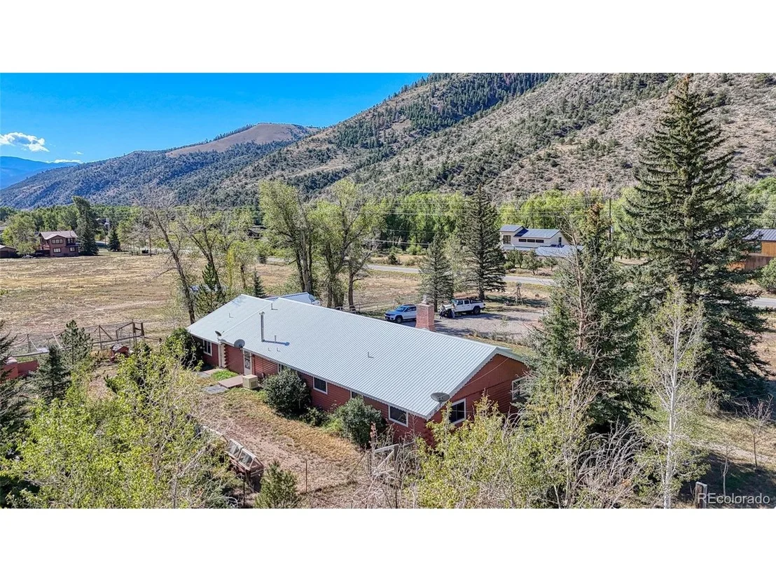 Photo of 17105 County Road 220