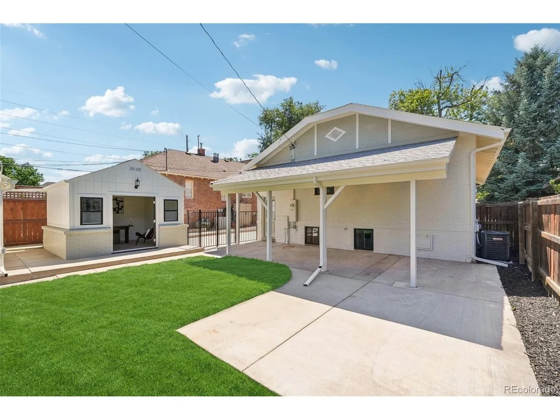 Photo of 4214 King St