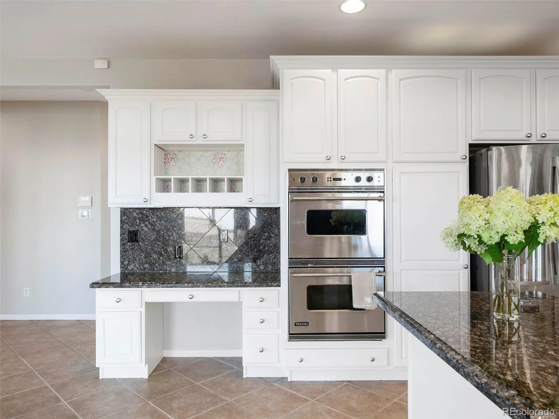 Photo of 365 Antelope Dr W