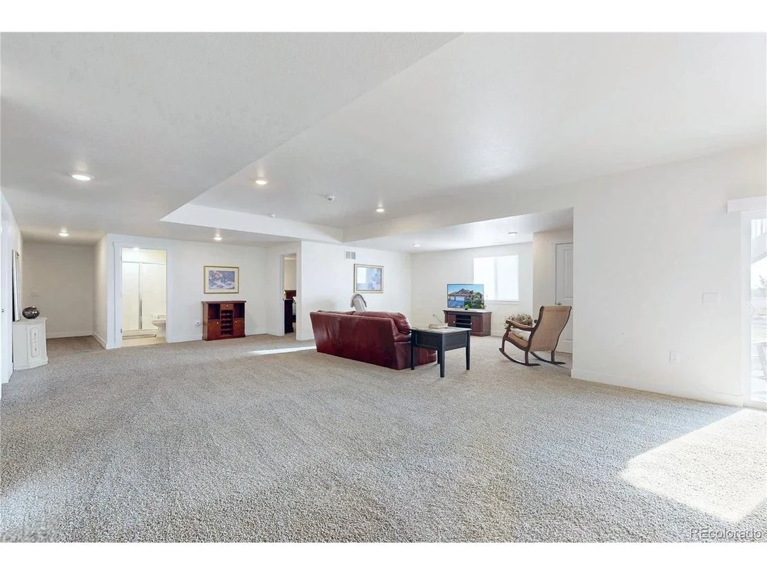 Photo of 15583 Spruce Cir