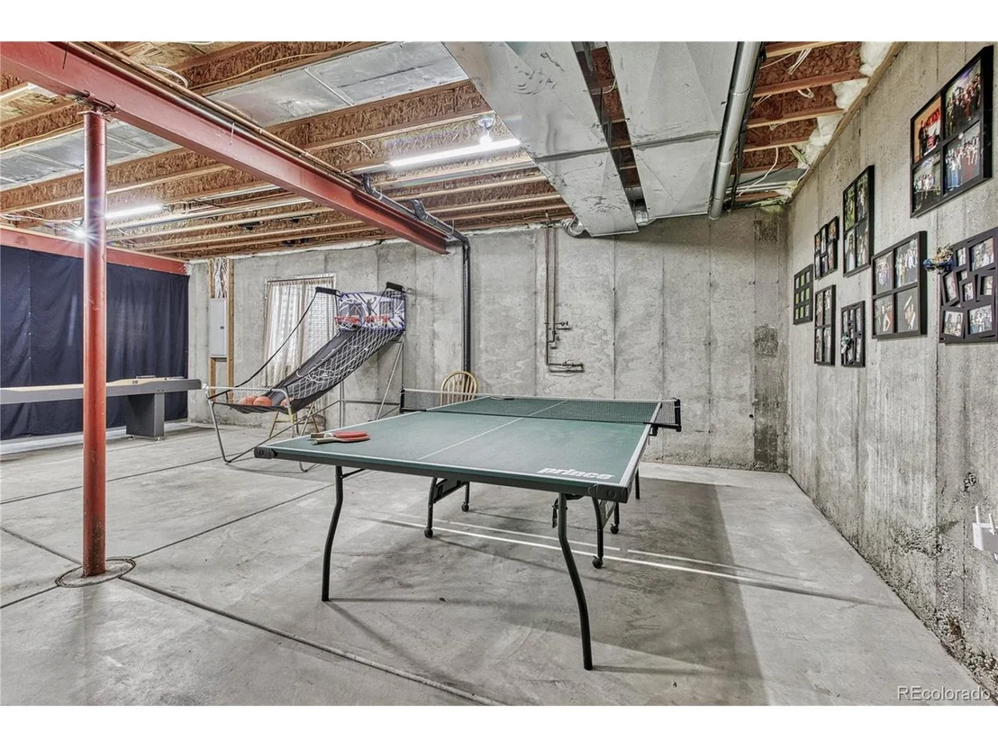 Photo of 6644 Sage Ave