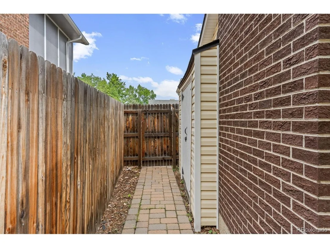 Photo of 9424 W 75th Way