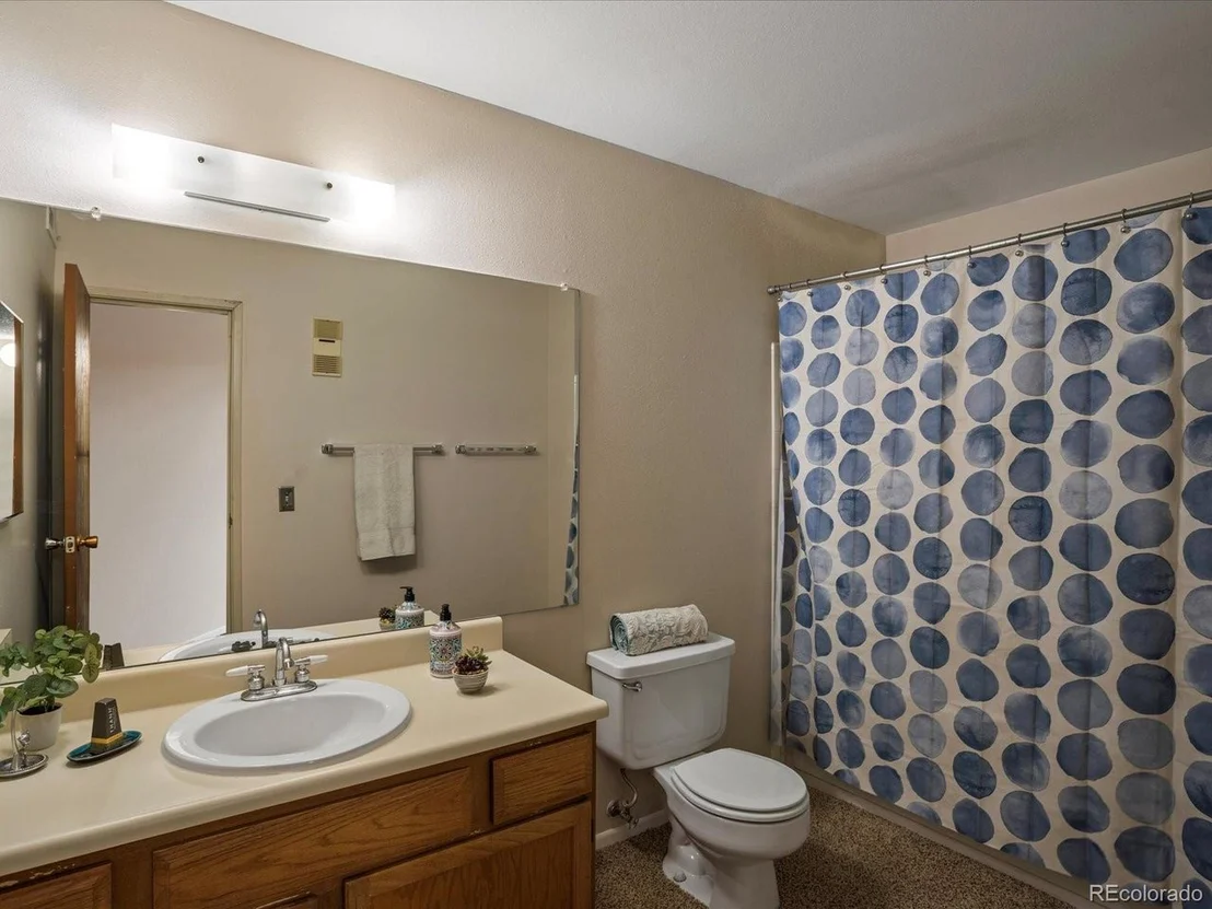 Photo of Unit 206 at 341 Wright St