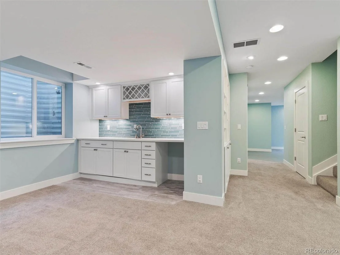 Photo of 3944 Lowell Blvd