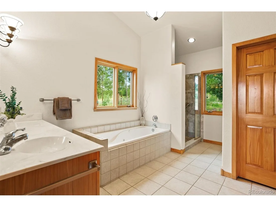 Photo of 603 Aster Dr
