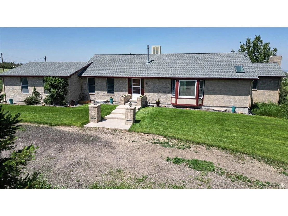 Photo of 9979 N Delbert Rd