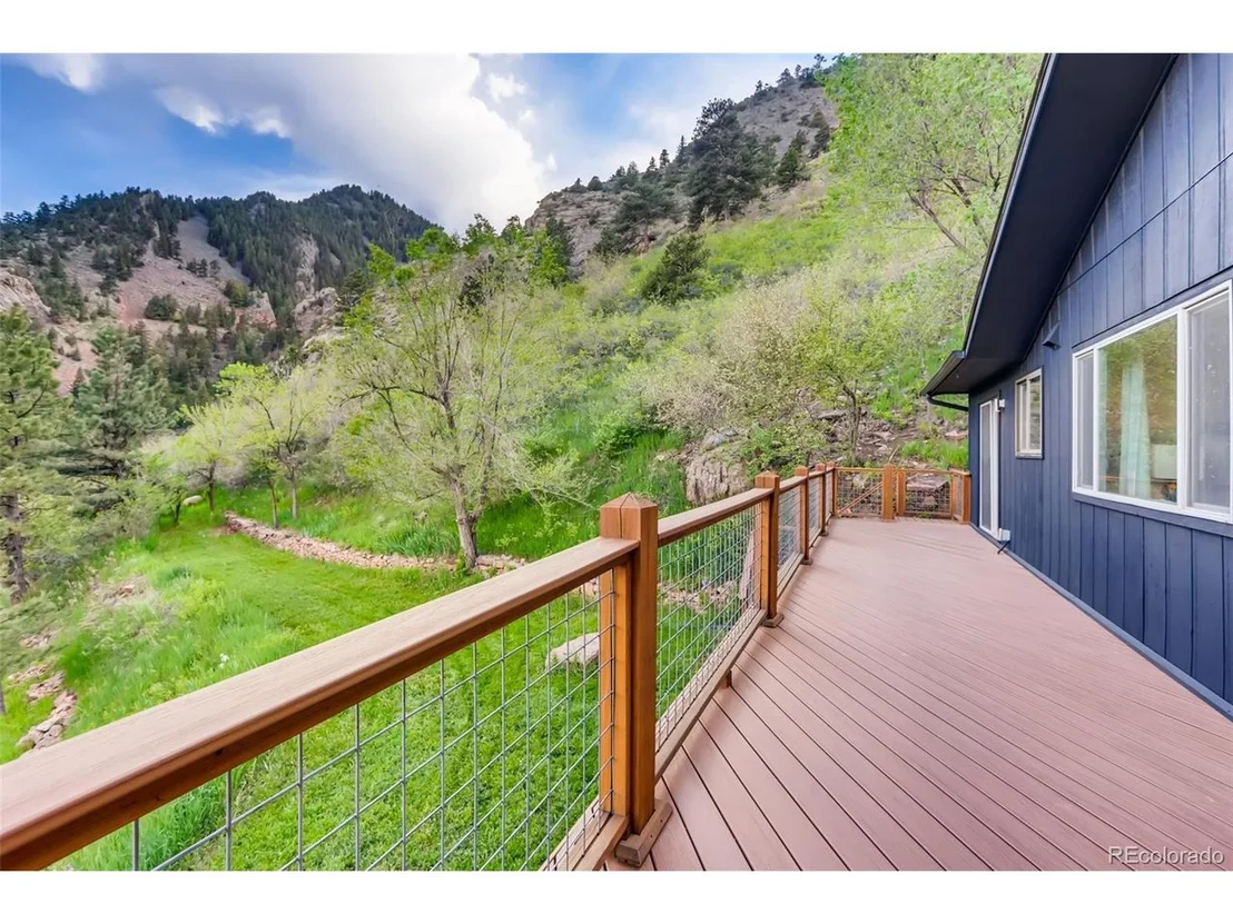 Photo of 69 Baldwin Cir