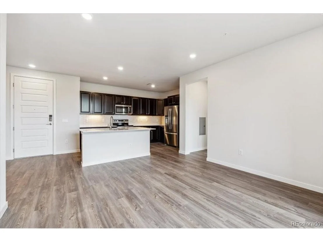 Photo of Unit 2402 at 485 Interlocken Blvd