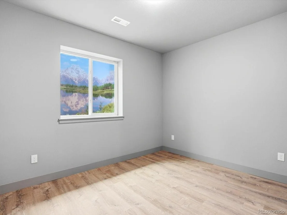 Photo of 982 High Point Trl