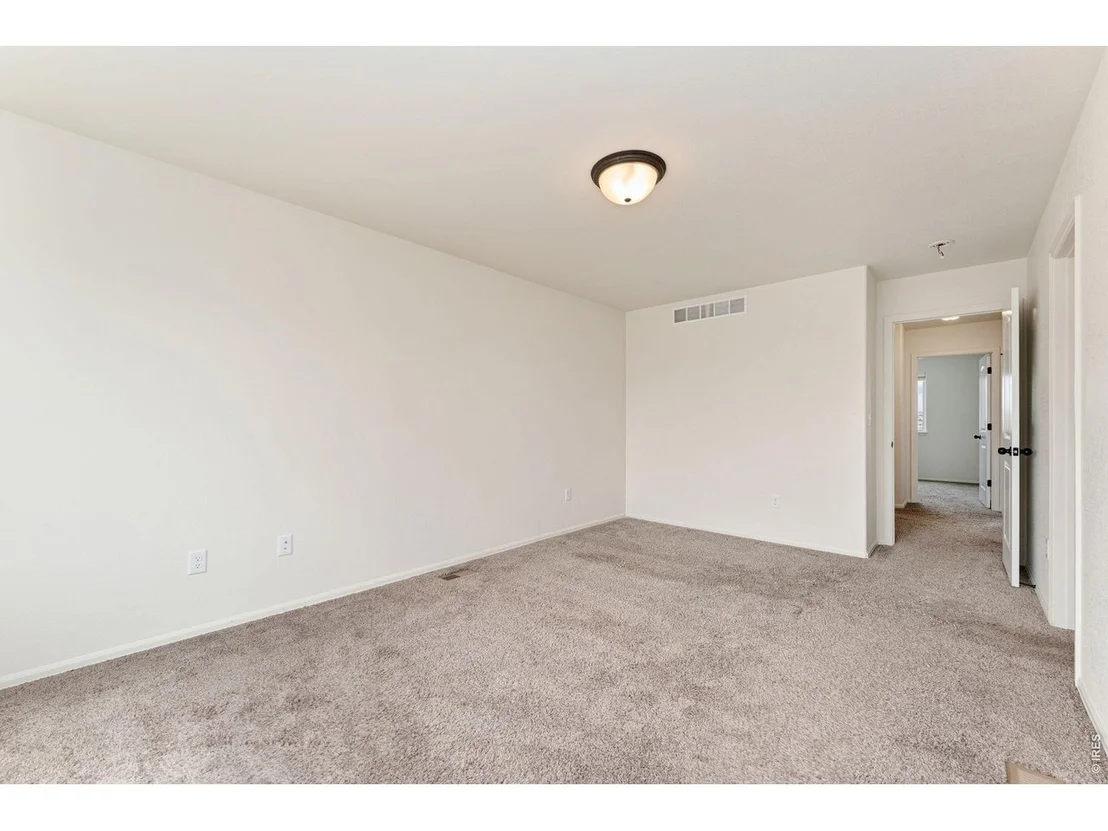 Photo of 811 Saiga Dr