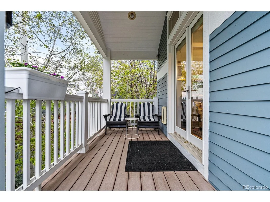 Photo of 1004 Katy Ln