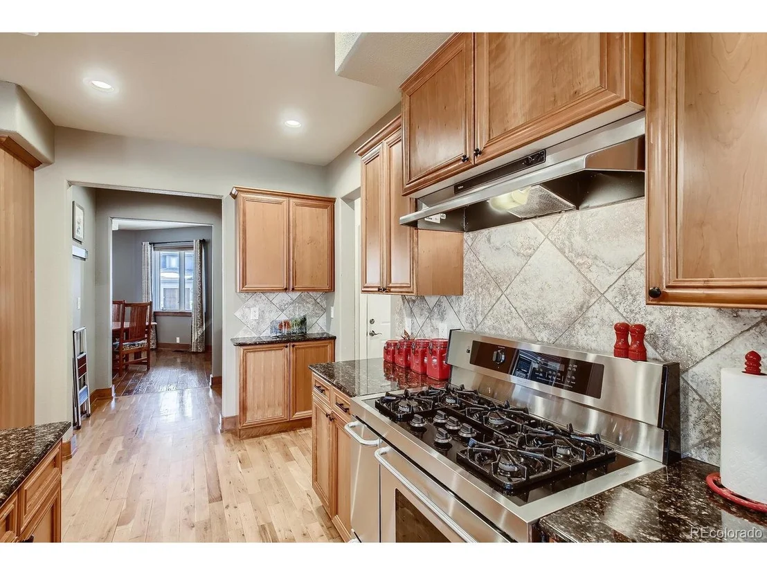 Photo of 2120 Jade Way