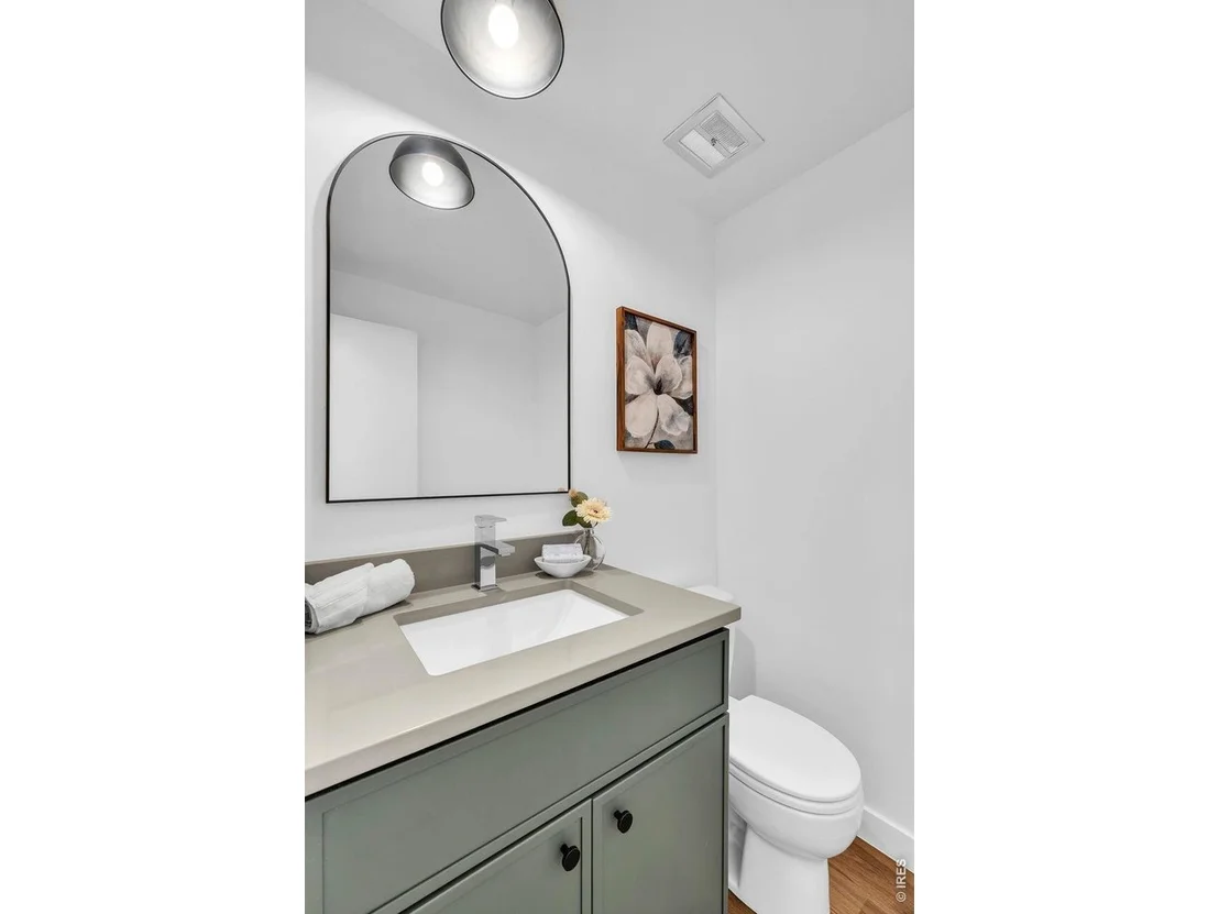 Photo of 4744 Kellogg Cir